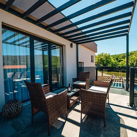 Luxury Tori In Imotski, Pool Villa *